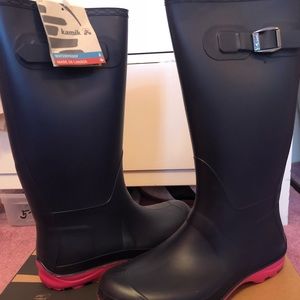 NWT Kamik rain/snow boots.